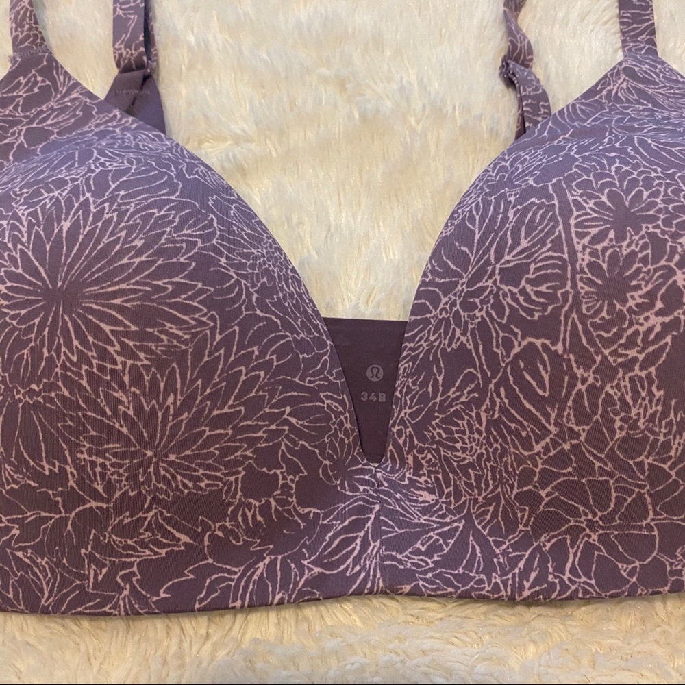 Lululemon - Take Shape Bra - Picture 2 of 4